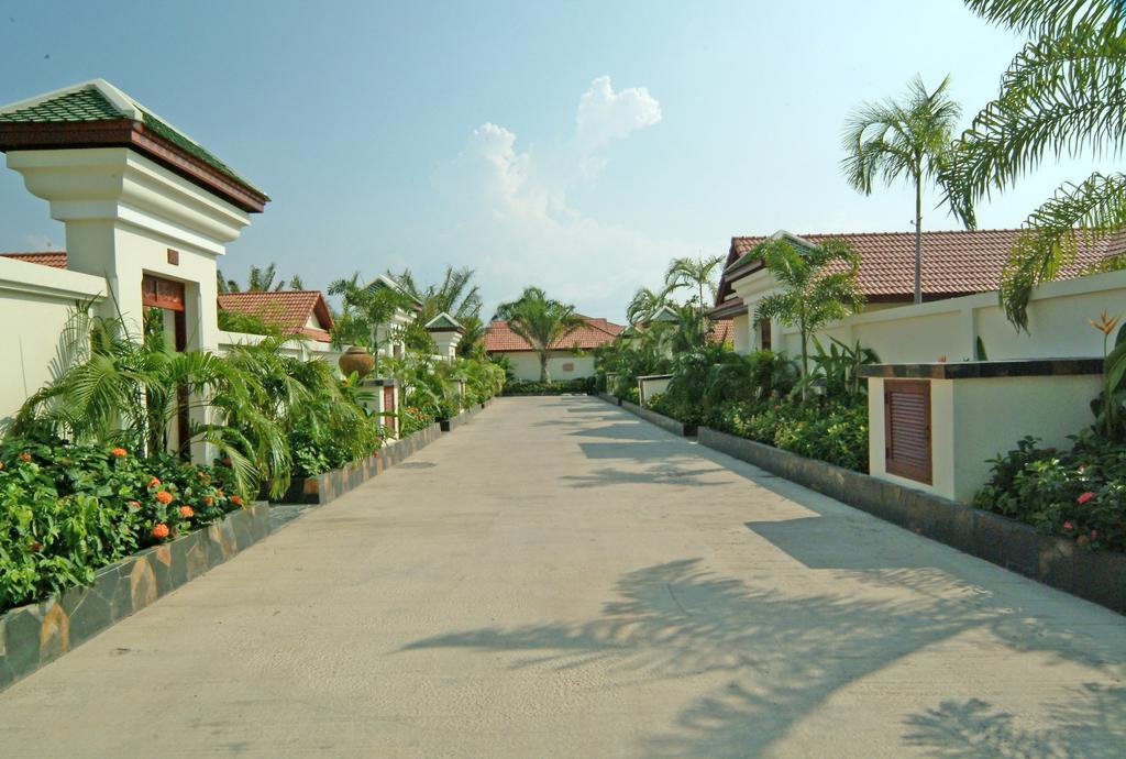View Talay Villas Τσον Μπουρί Εξωτερικό φωτογραφία